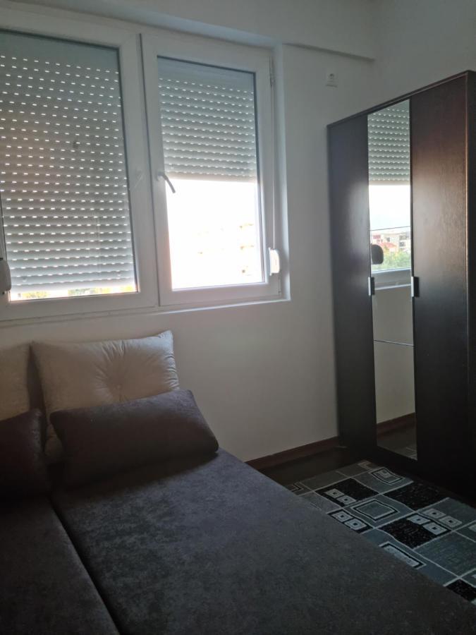 Lester Apartments Szkopje Kültér fotó