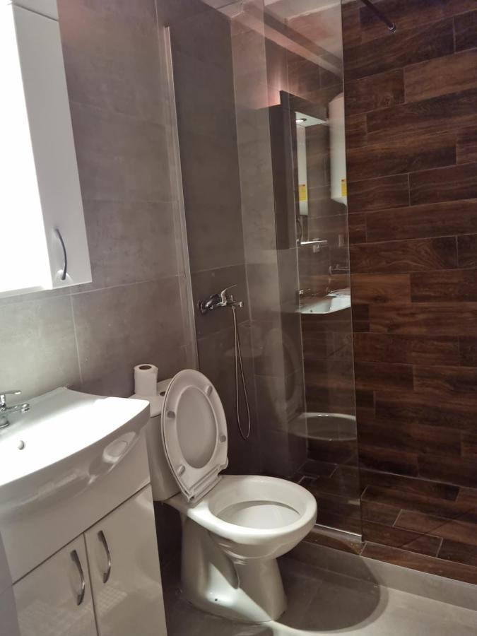 Lester Apartments Szkopje Kültér fotó